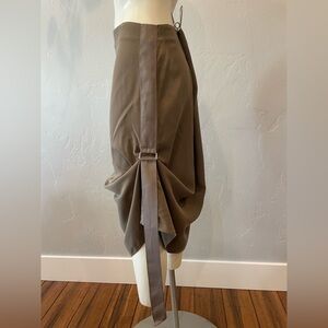 Women’s Trouvé olive modal adjustable midi skirt size 8
